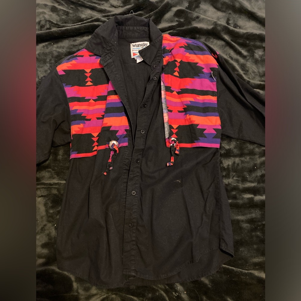 Wrangler Button Up. Western Print.